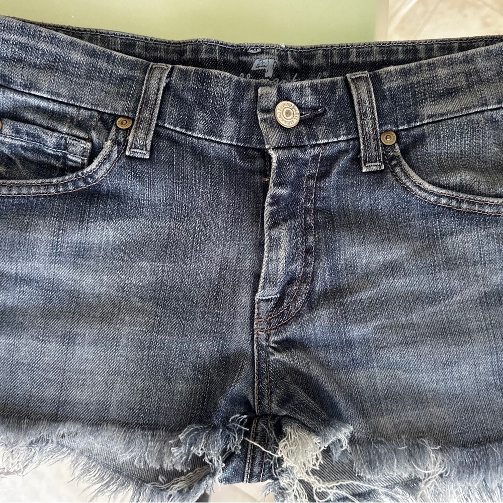 Vintage  Denim Shorts w embellished pockets - Picture 4 of 6